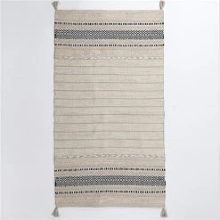 Luxen Home 4'x6' Handloom Khaki Cotton Chenille Rug with Tassels