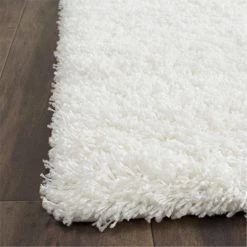 Safavieh SG151-1010-7 6 ft. 7 in. x 9 ft. 6 in. Medium Rectangle White California Shag Rug